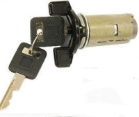 E14608 CYLINDER-IGNITION LOCK-KEYED-MANUAL-84-85