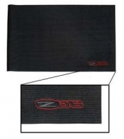 E21189 COVER-FENDER-C6 ZO6 LOGO-BLACK-53-16