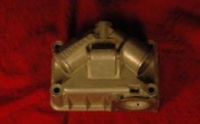 E23838 BOWL-CARBURETOR-CENTER-HOLLEY-4055-4056-WITH VENT-68-69
